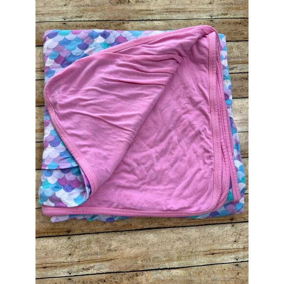 Little Bum Bums Salty But Sweet Mermaid Shell Bamboo Blanket 50x50" - Picture 3 of 10